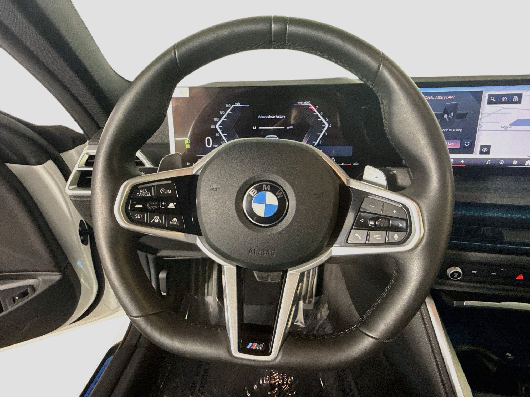 Used 2026 BMW 430i Coupe w/ M Sport Package RWD image 13