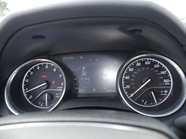 Certified 2018 Toyota Camry XLE FWD image 28