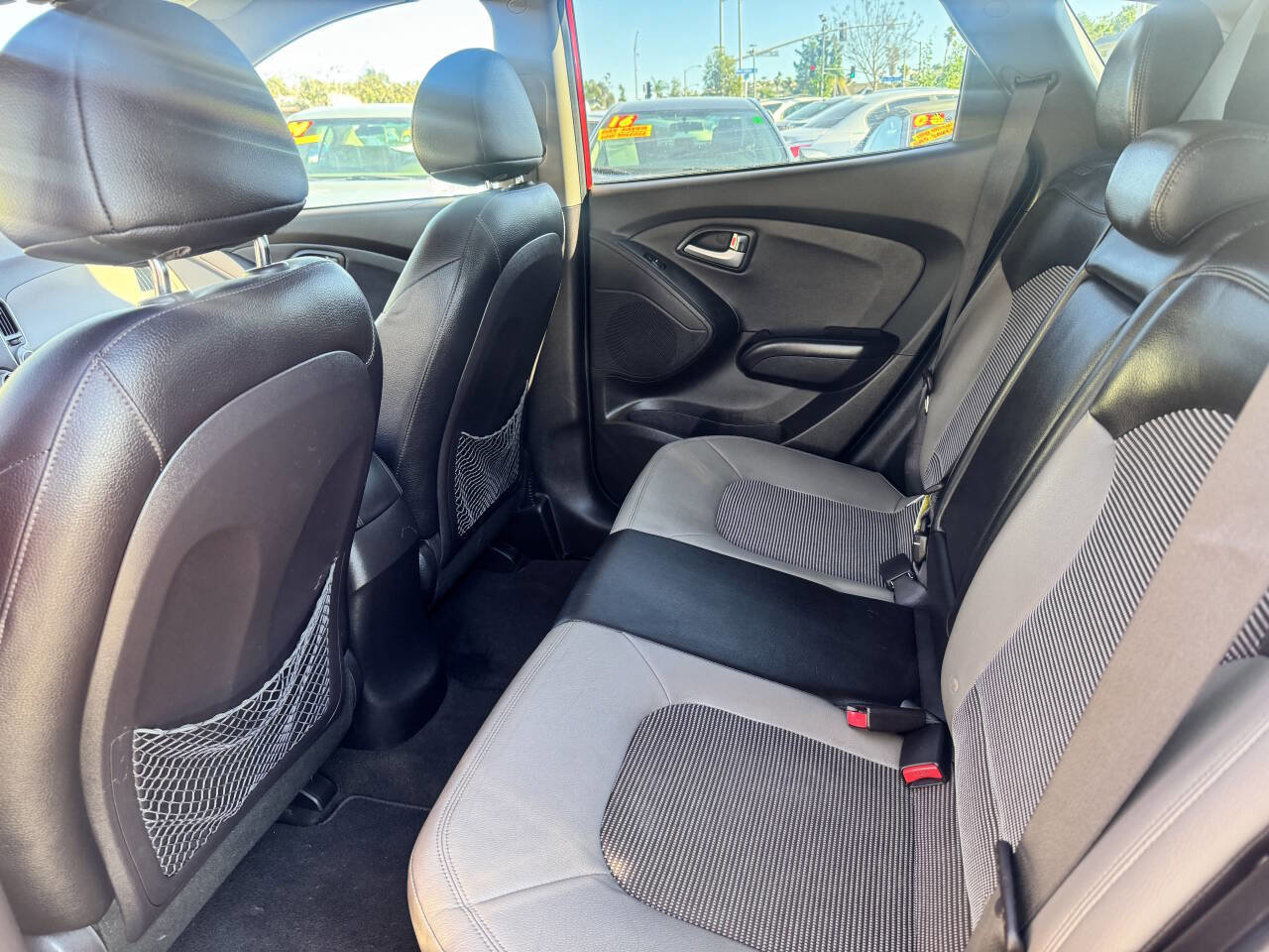 Used 2011 Hyundai Tucson GLS w/ Navigation Pkg 2 image 14