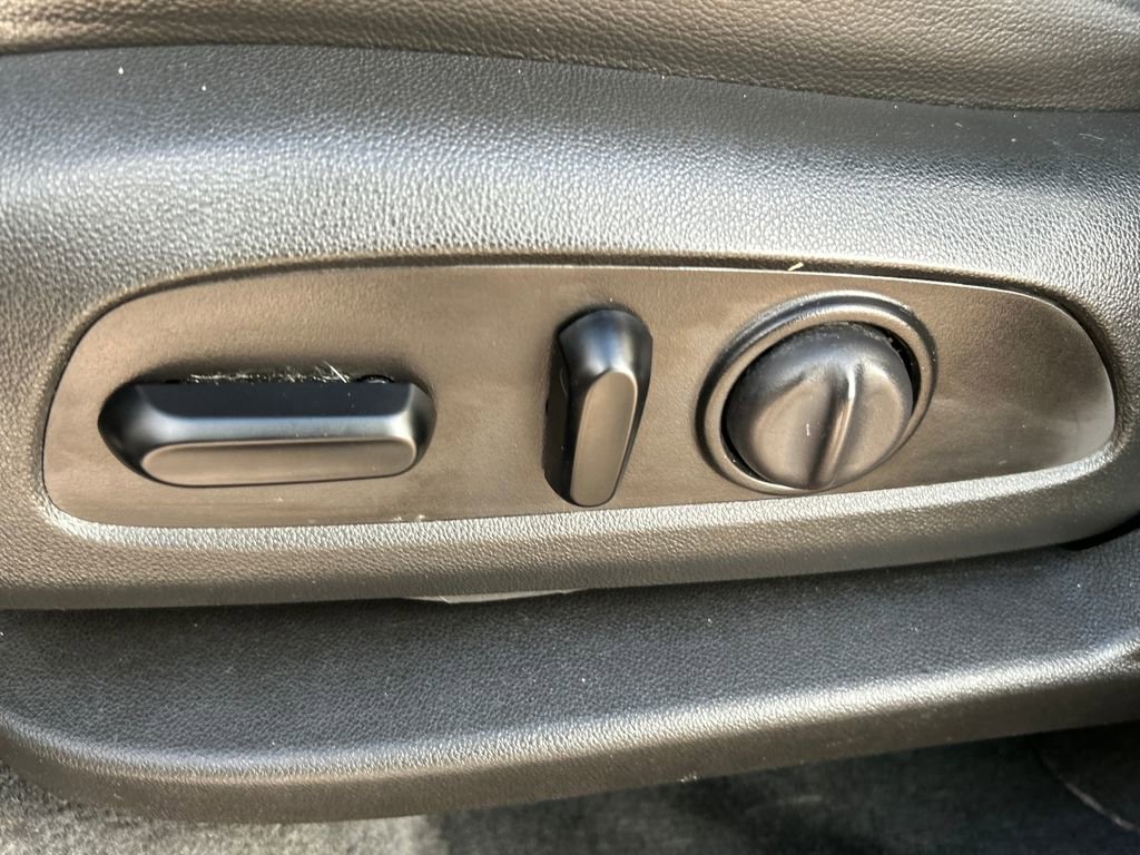 Used 2021 Chevrolet Traverse Premier image 18