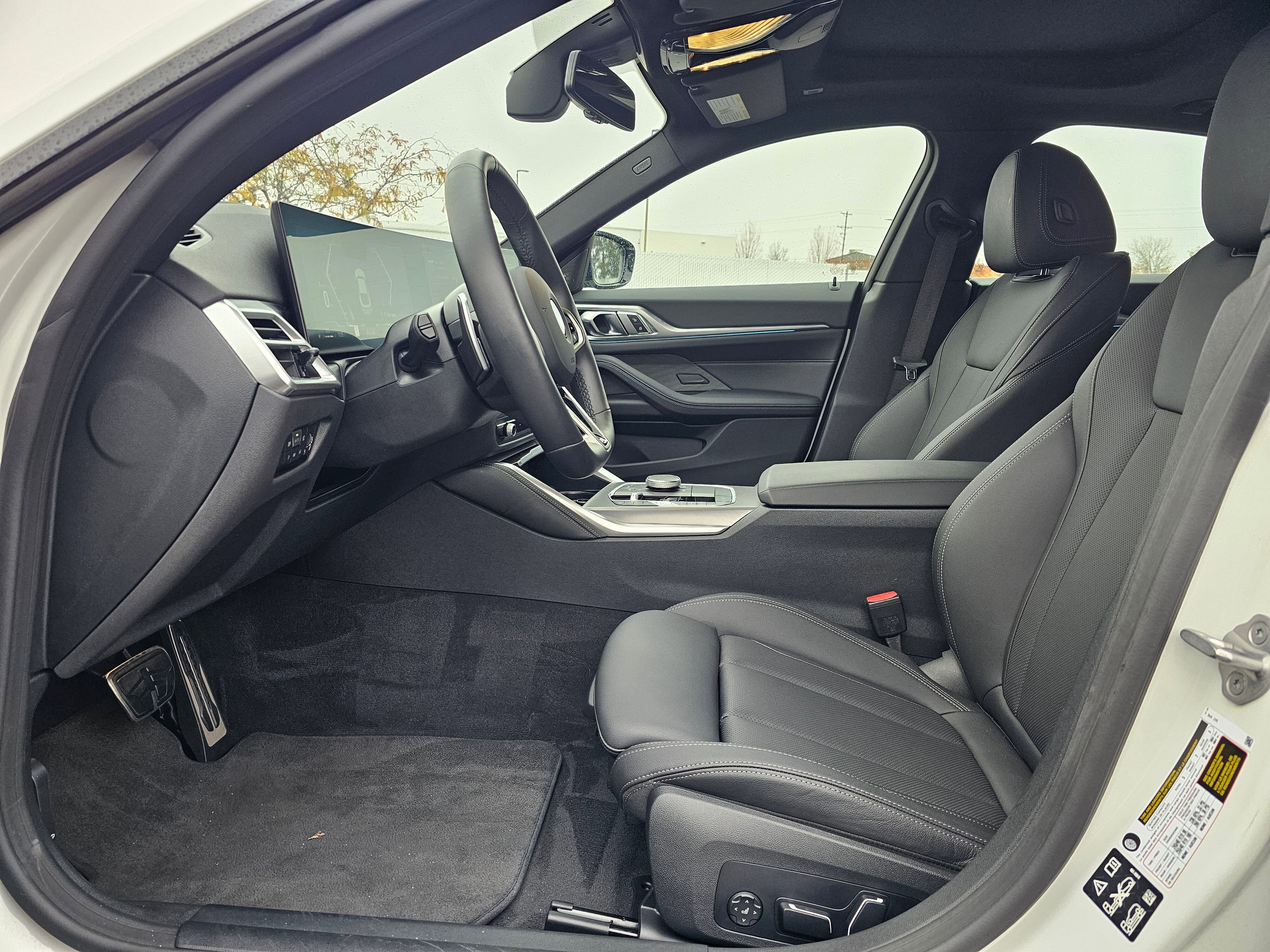 Certified 2025 BMW 430i xDrive w/ M Sport Package image 11