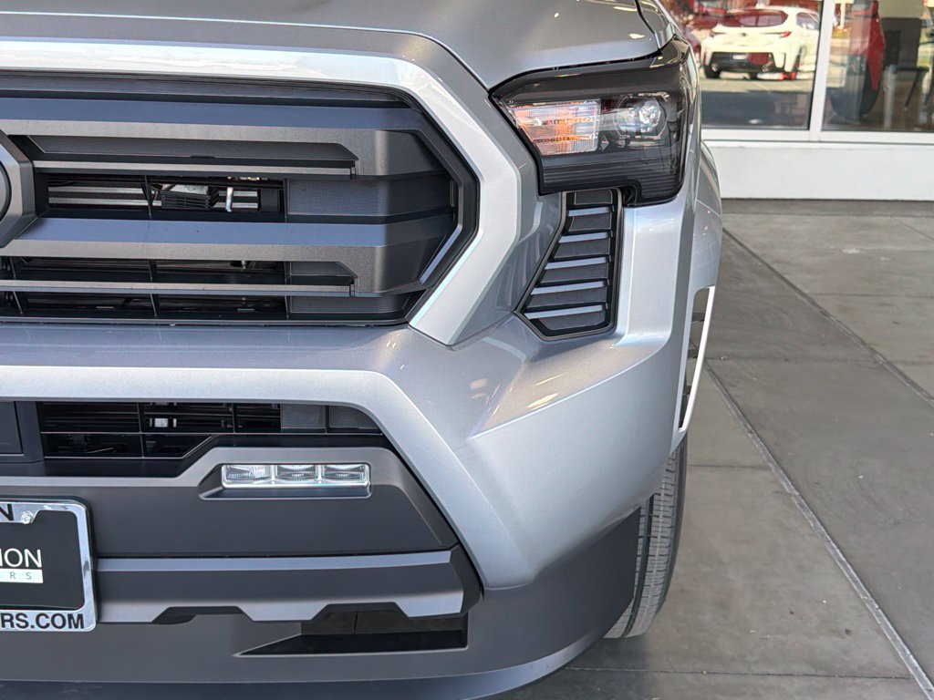 New 2026 Toyota Tacoma SR5 AWD/4WD image 5