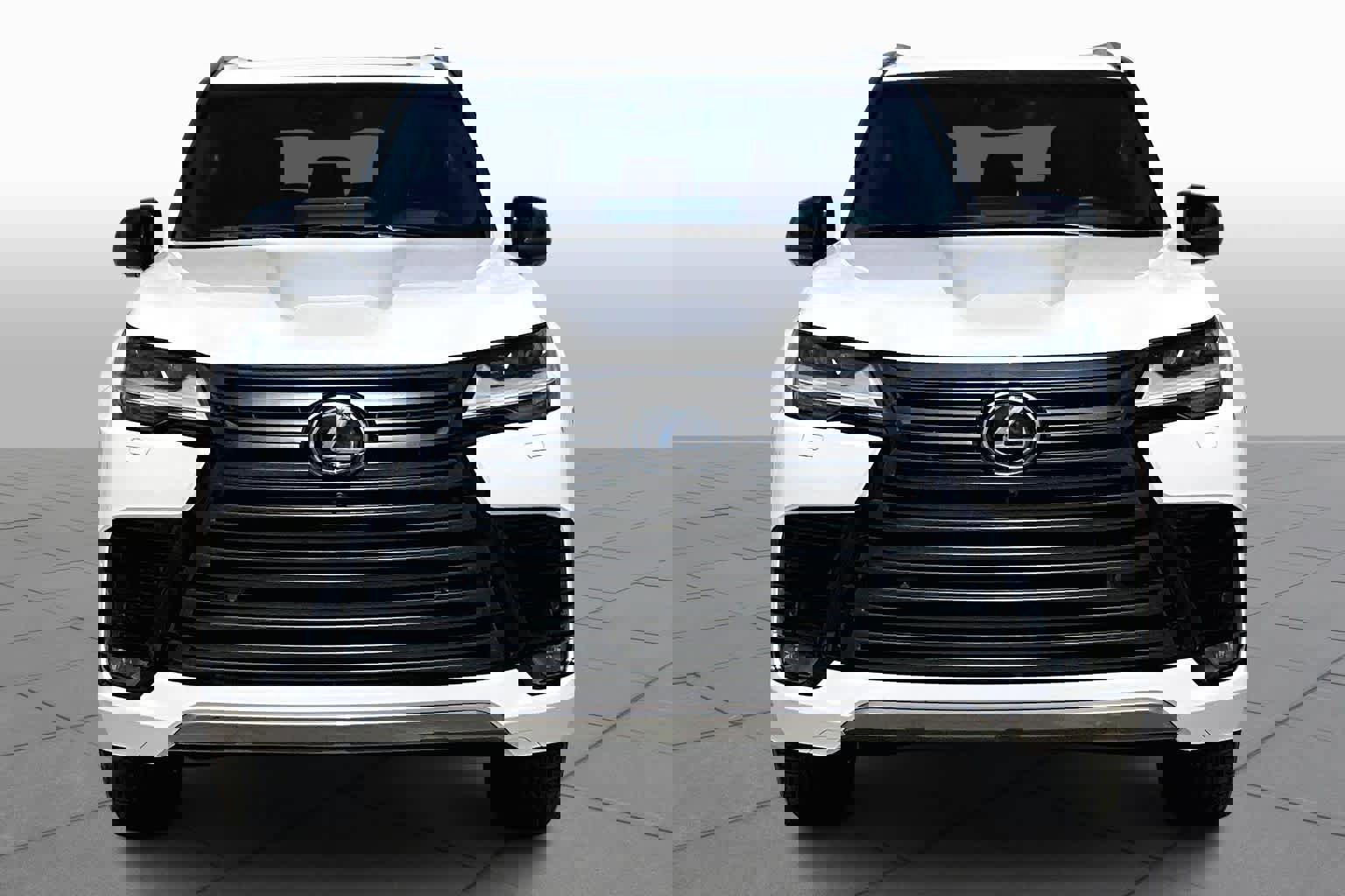 Used 2023 Lexus LX 600 4WD w/ Appearance Package image 4