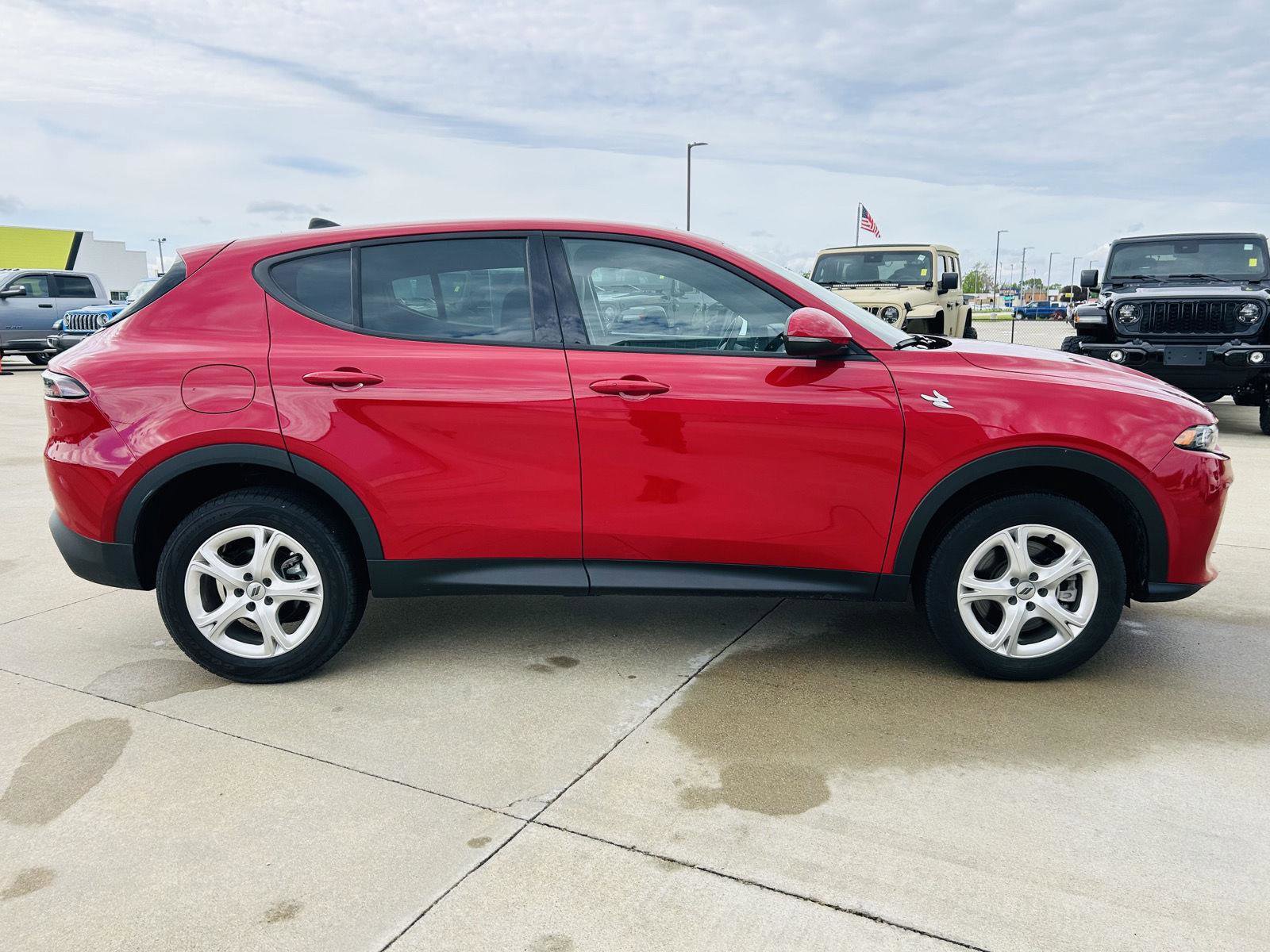 Used 2024 Dodge Hornet GT AWD/4WD image 41