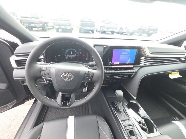 New 2026 Toyota Camry SE FWD image 9