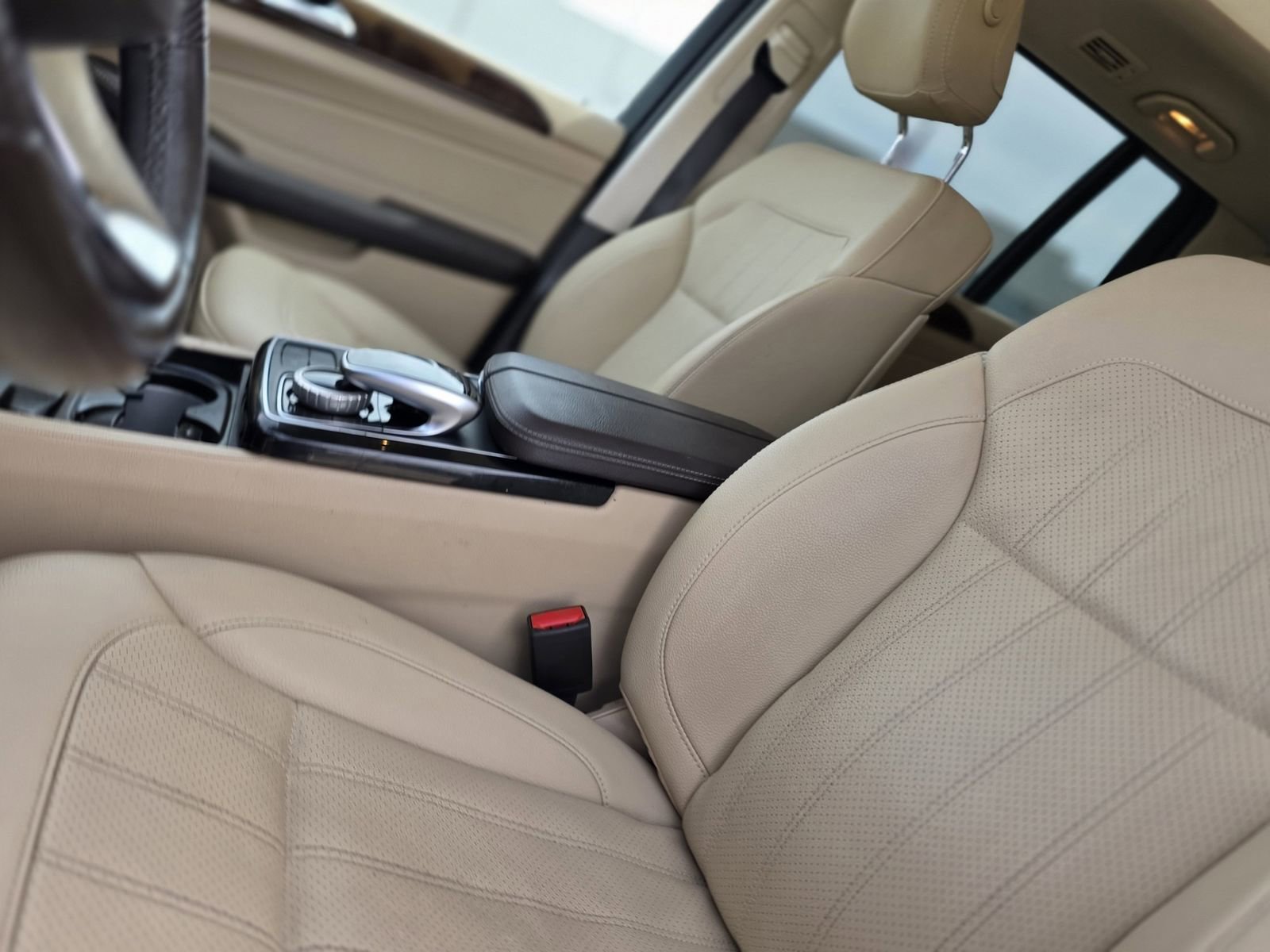 Used 2019 Mercedes-Benz GLS 450 4MATIC image 23