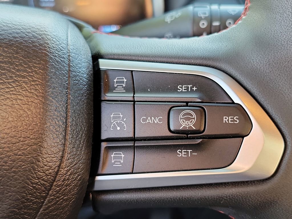 Used 2023 Jeep Compass Trailhawk w/ Trailhawk Elite Group image 6