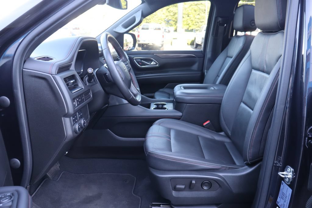 Used 2022 Chevrolet Tahoe RST AWD/4WD image 4
