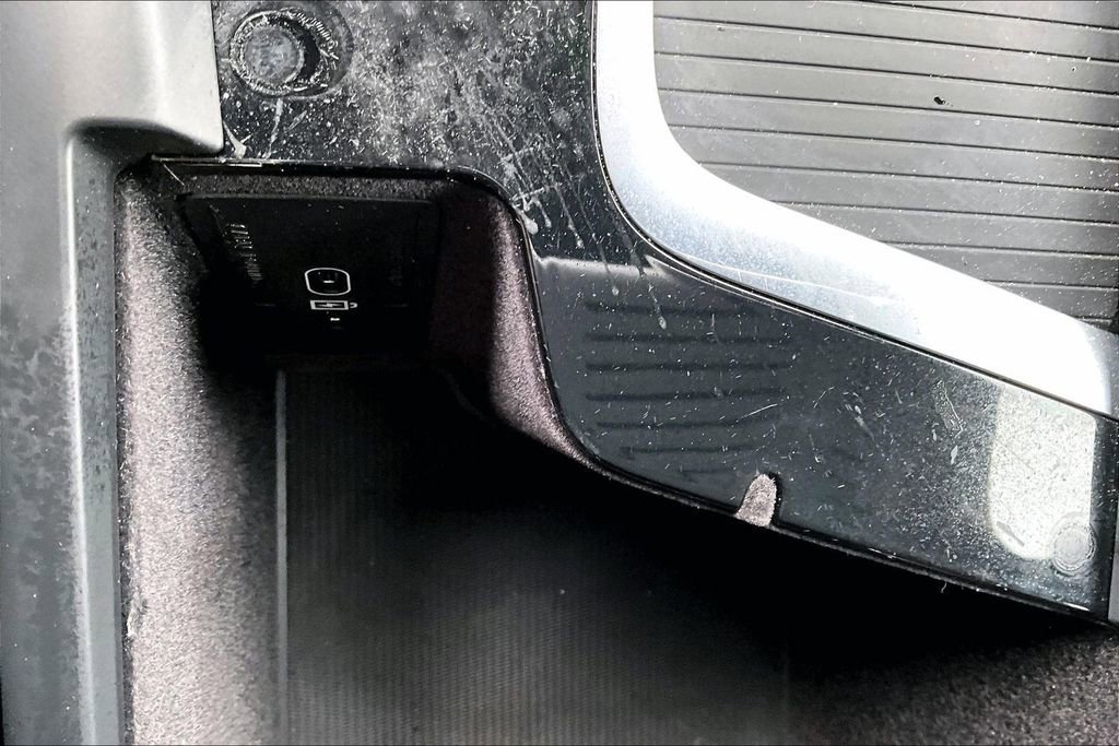 Certified 2023 Volvo S60 B5 Plus w/ Climate Package image 16