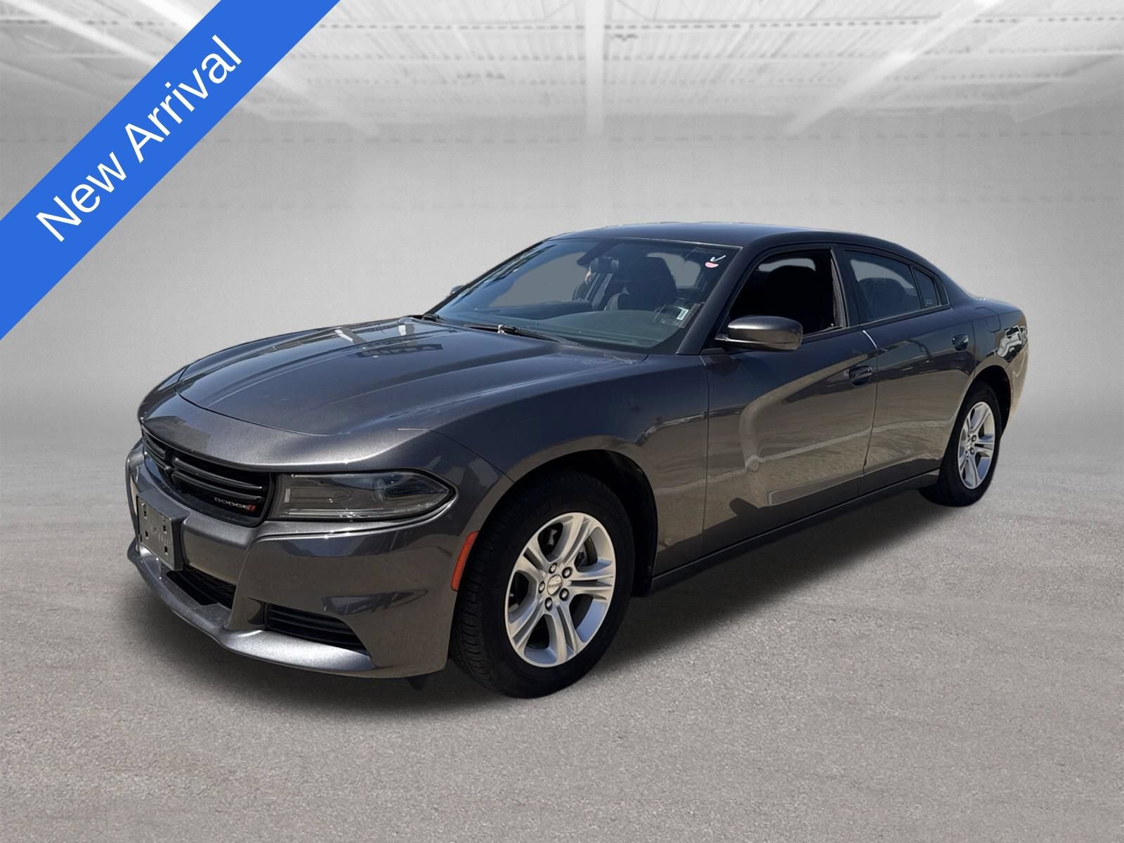 Used 2022 Dodge Charger SXT RWD image 1