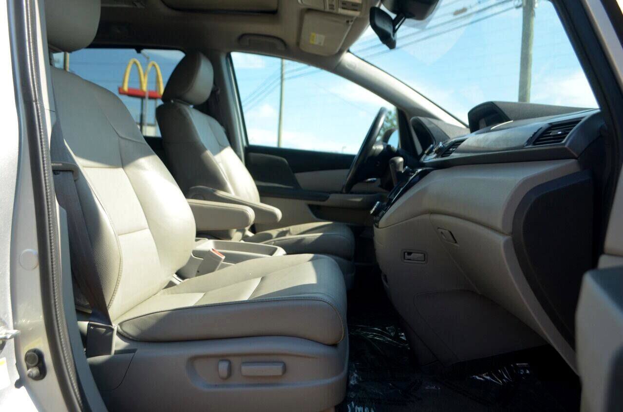 Used 2014 Honda Odyssey EX-L image 18