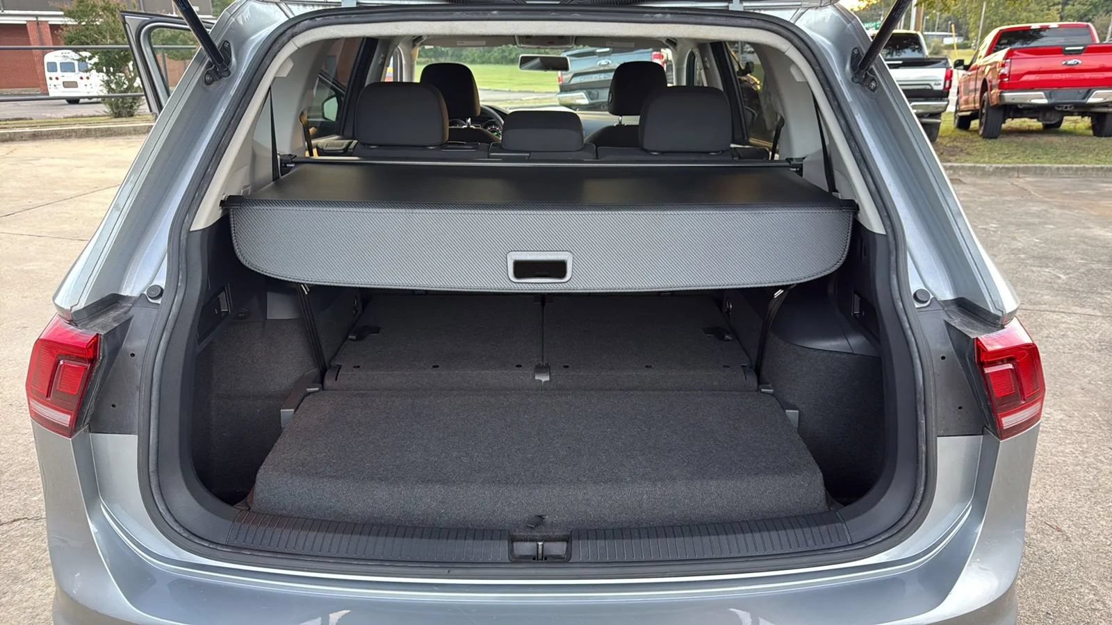 Used 2020 Volkswagen Tiguan S FWD image 16