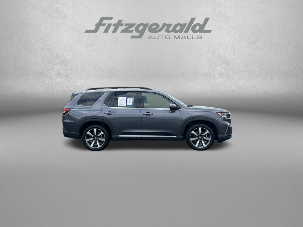 Used 2023 Honda Pilot Elite image 8