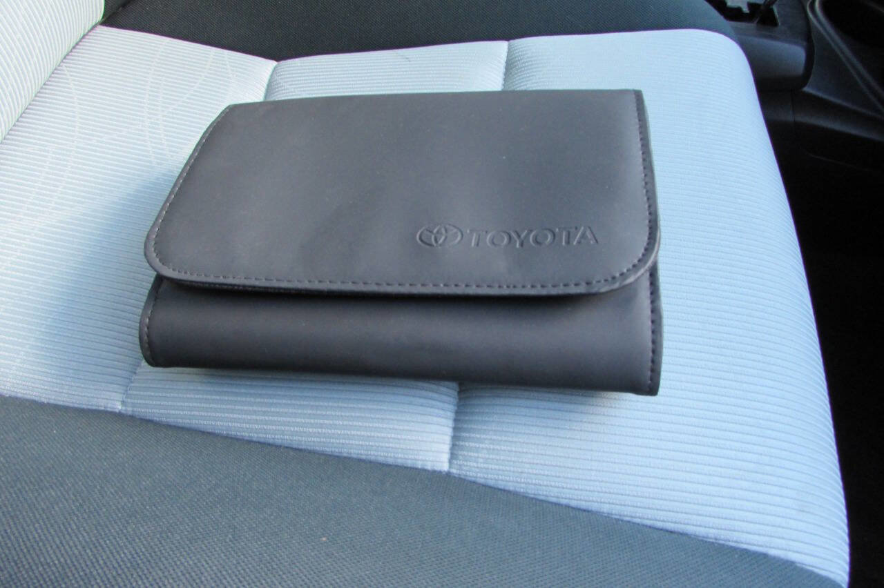 Used 2015 Toyota Prius C Two image 36