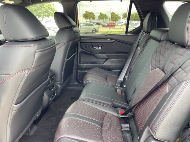 New 2026 Honda Pilot Black Edition image 27