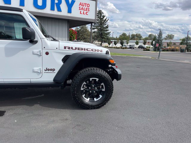 Used 2025 Jeep Wrangler Unlimited Rubicon AWD/4WD image 16