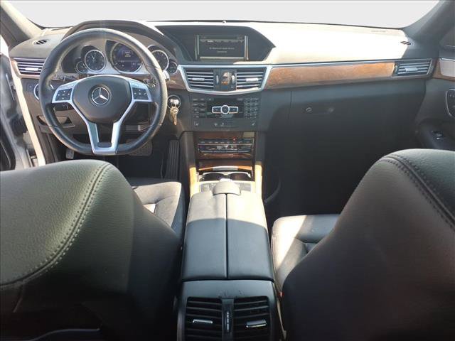 Used 2013 Mercedes-Benz E 350 4MATIC Sedan image 33