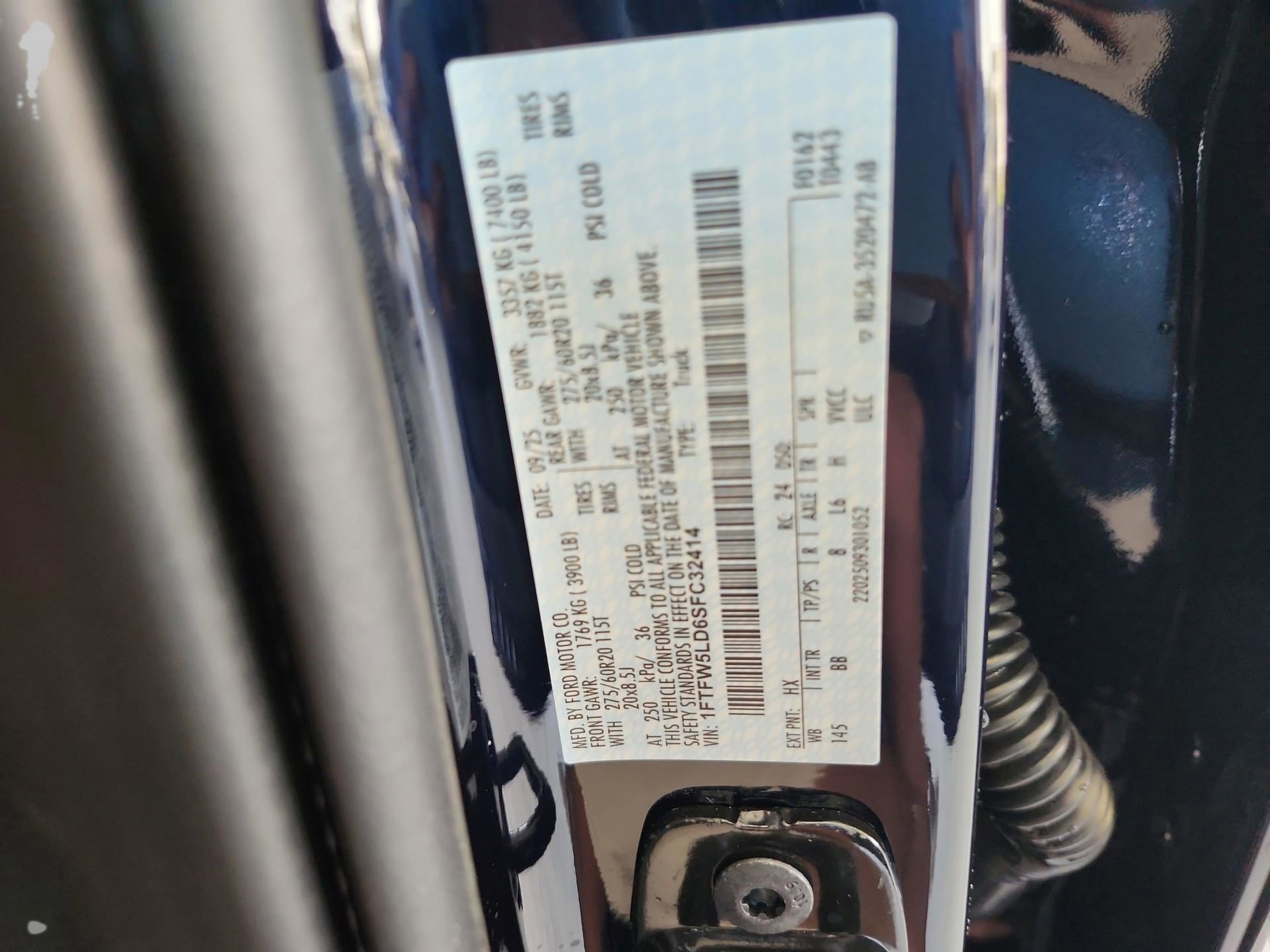 New 2025 Ford F150 Lariat w/ Equipment Group 502A High image 29