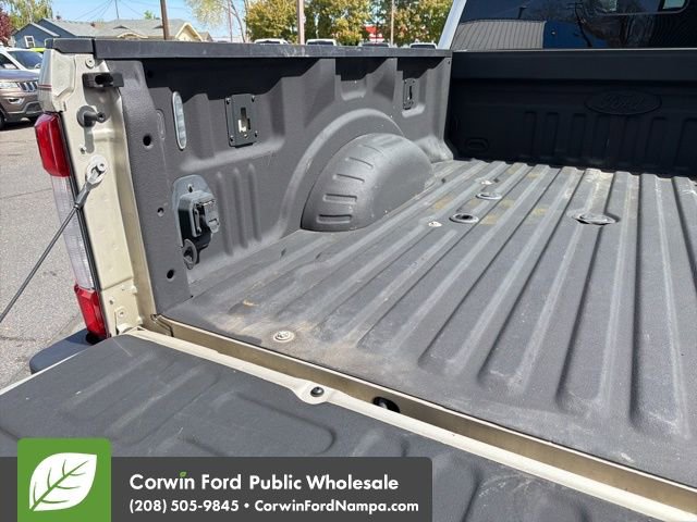 Used 2017 Ford F350 Platinum w/ Platinum Ultimate Package AWD/4WD image 31