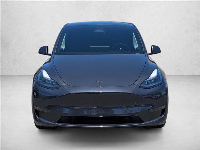 Used 2024 Tesla Model Y Long Range AWD/4WD image 2