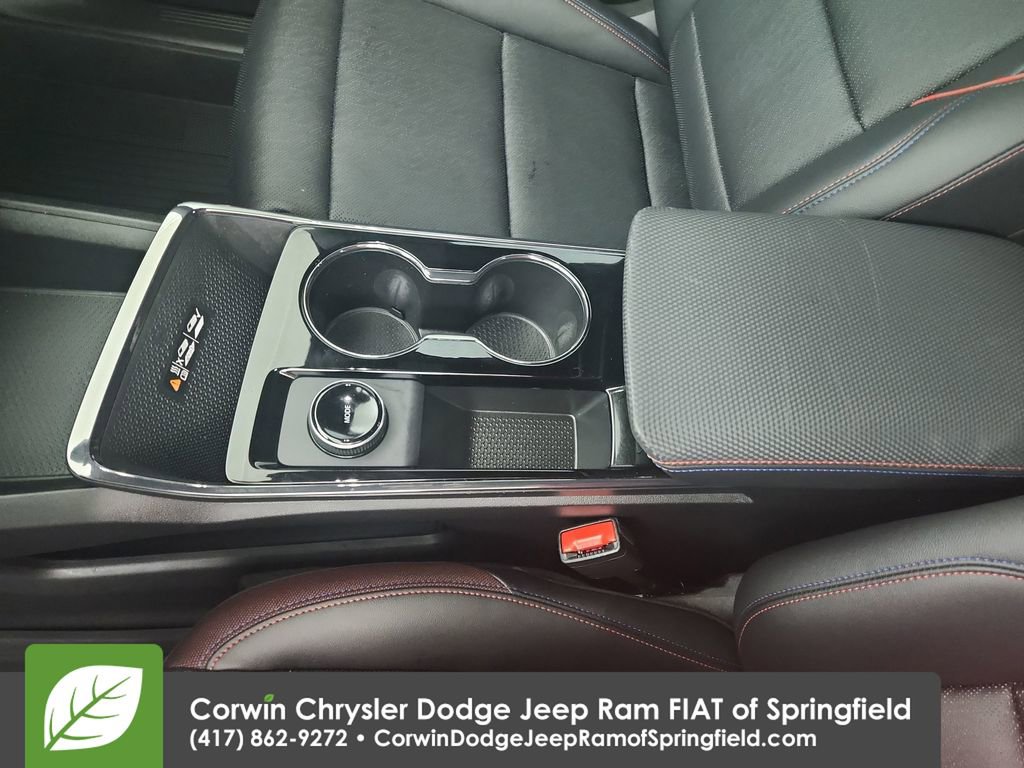 Used 2025 Chevrolet Equinox RS w/ Convenience Package III image 28