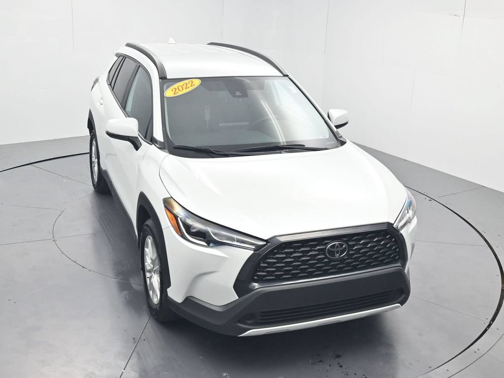 Used 2022 Toyota Corolla Cross LE w/ Black Badges Package (TMS) AWD/4WD image 44