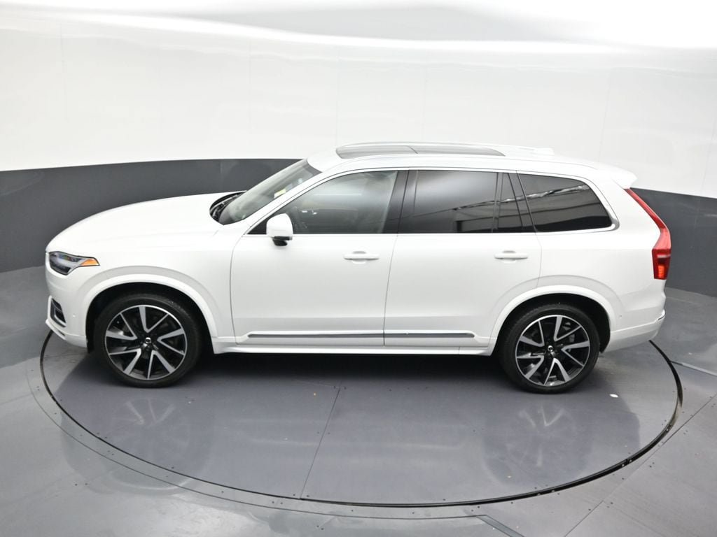 Certified 2023 Volvo XC90 B5 Plus AWD/4WD image 20