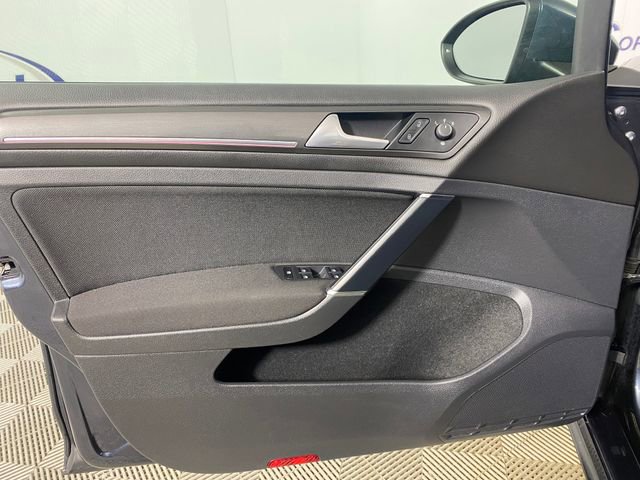 Used 2018 Volkswagen GTI S image 11