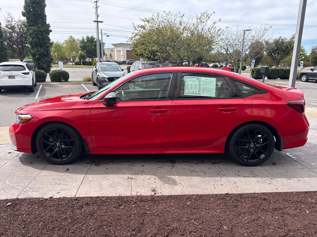 Used 2025 Honda Civic Sport image 7