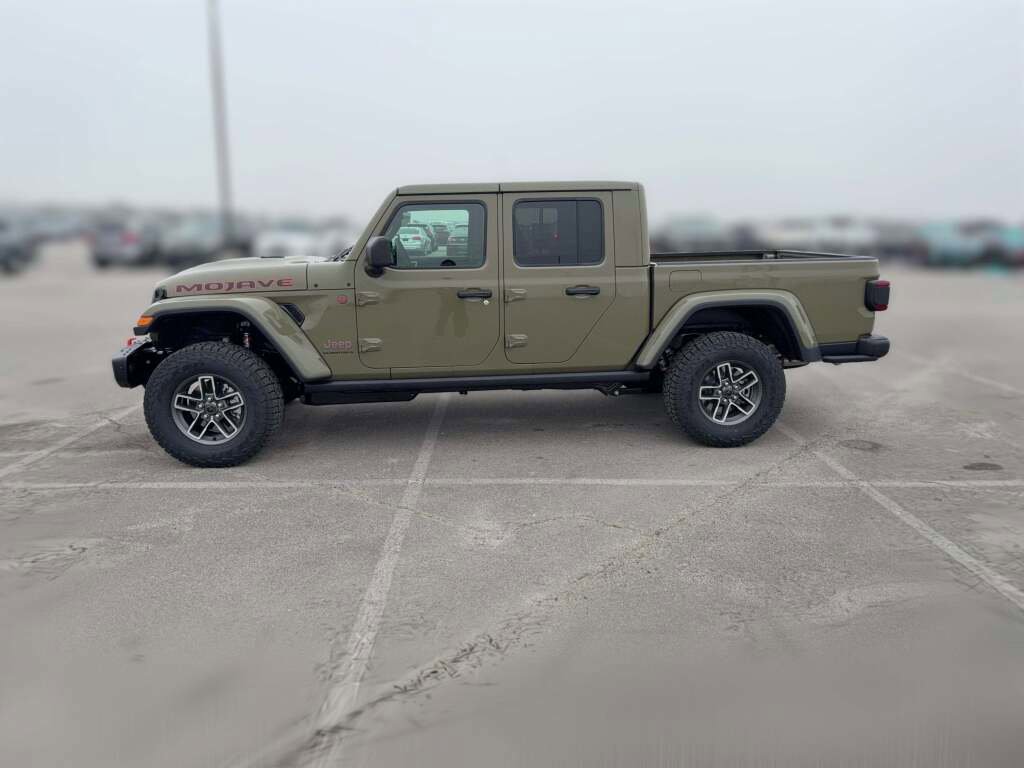 New 2026 Jeep Gladiator Mojave image 6