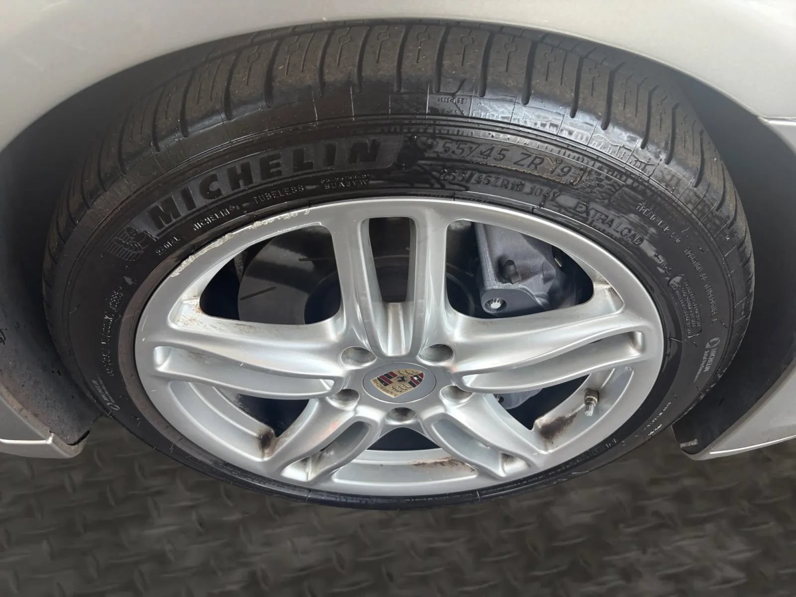 Used 2012 Porsche Panamera 4 image 38