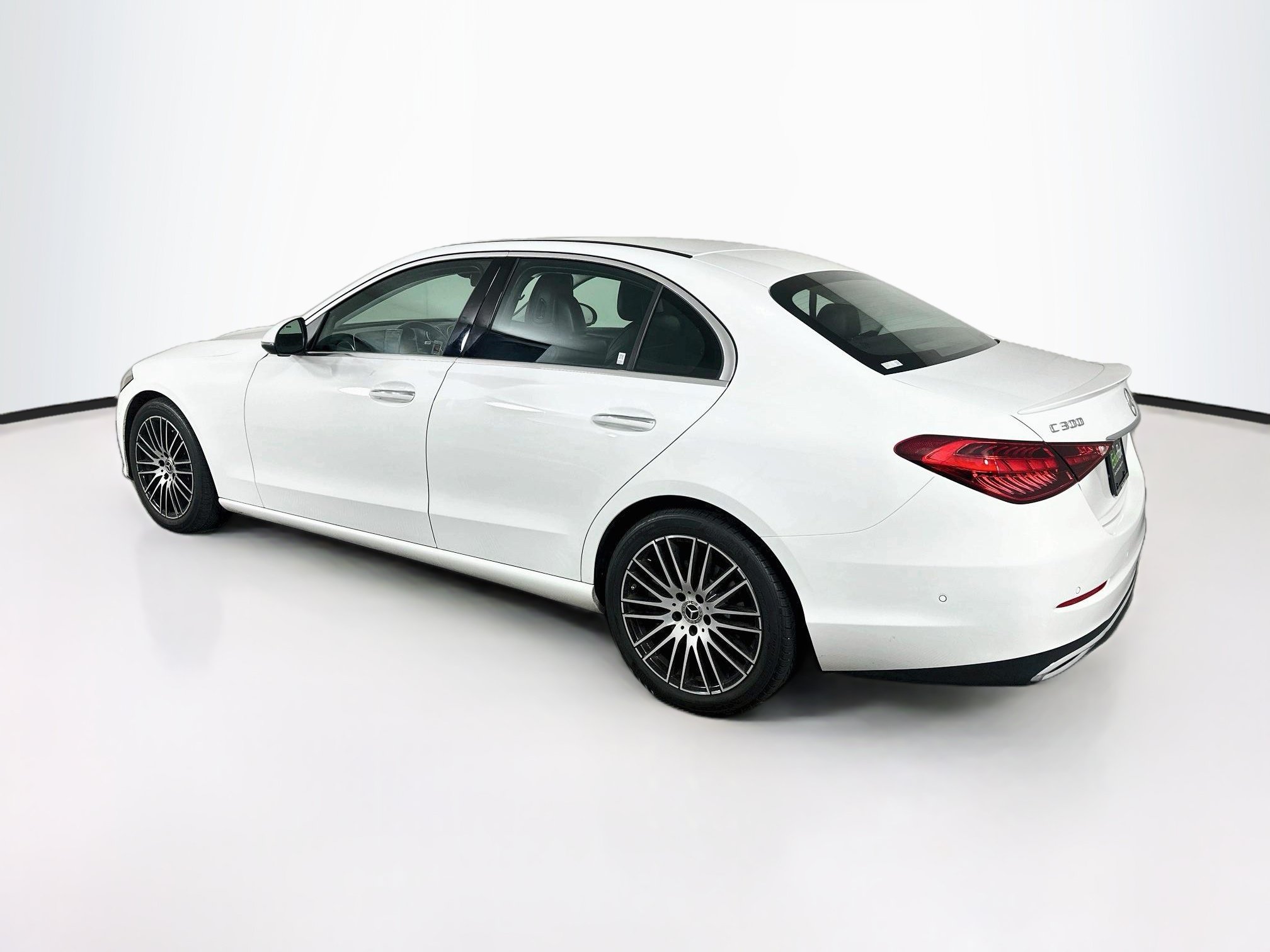 Used 2023 Mercedes-Benz C 300 Sedan image 5