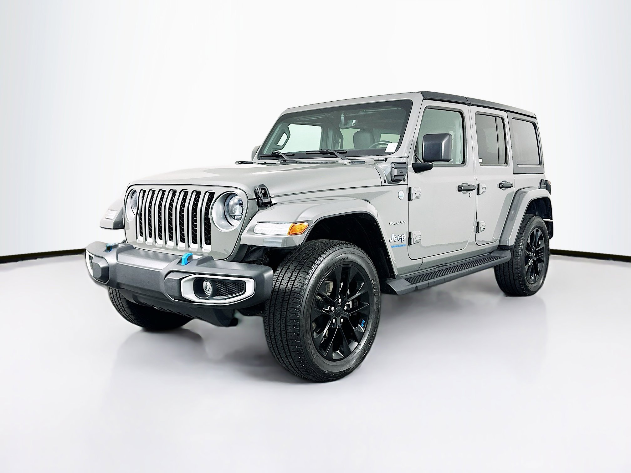 Used 2023 Jeep Wrangler Sahara w/ Cold Weather Group image 3