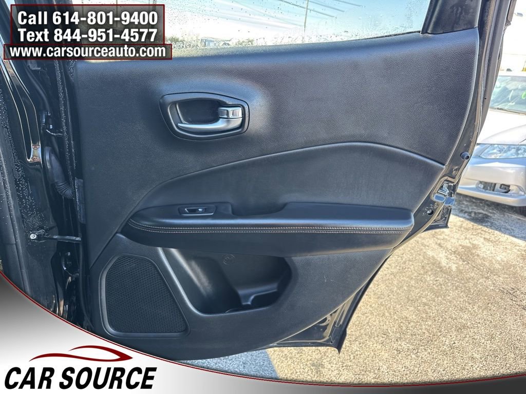 Used 2020 Jeep Compass Limited image 36