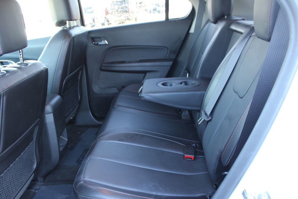 Used 2017 Chevrolet Equinox Premier w/ Enhanced Convenience Package image 23