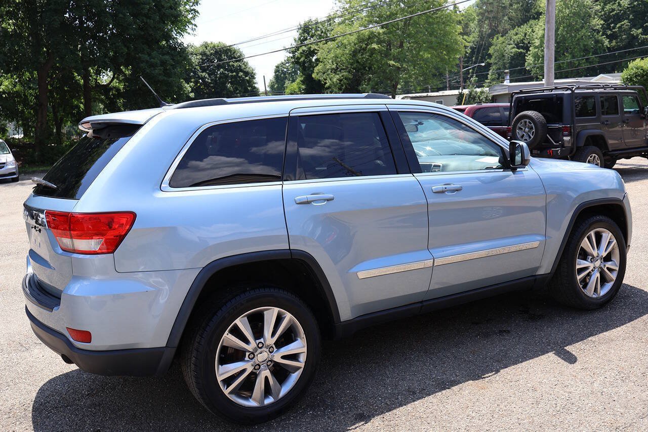 Used 2012 Jeep Grand Cherokee Laredo AWD/4WD image 8