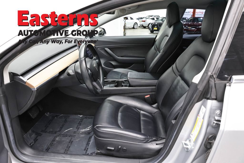 Used 2018 Tesla Model 3 Mid Range RWD image 14