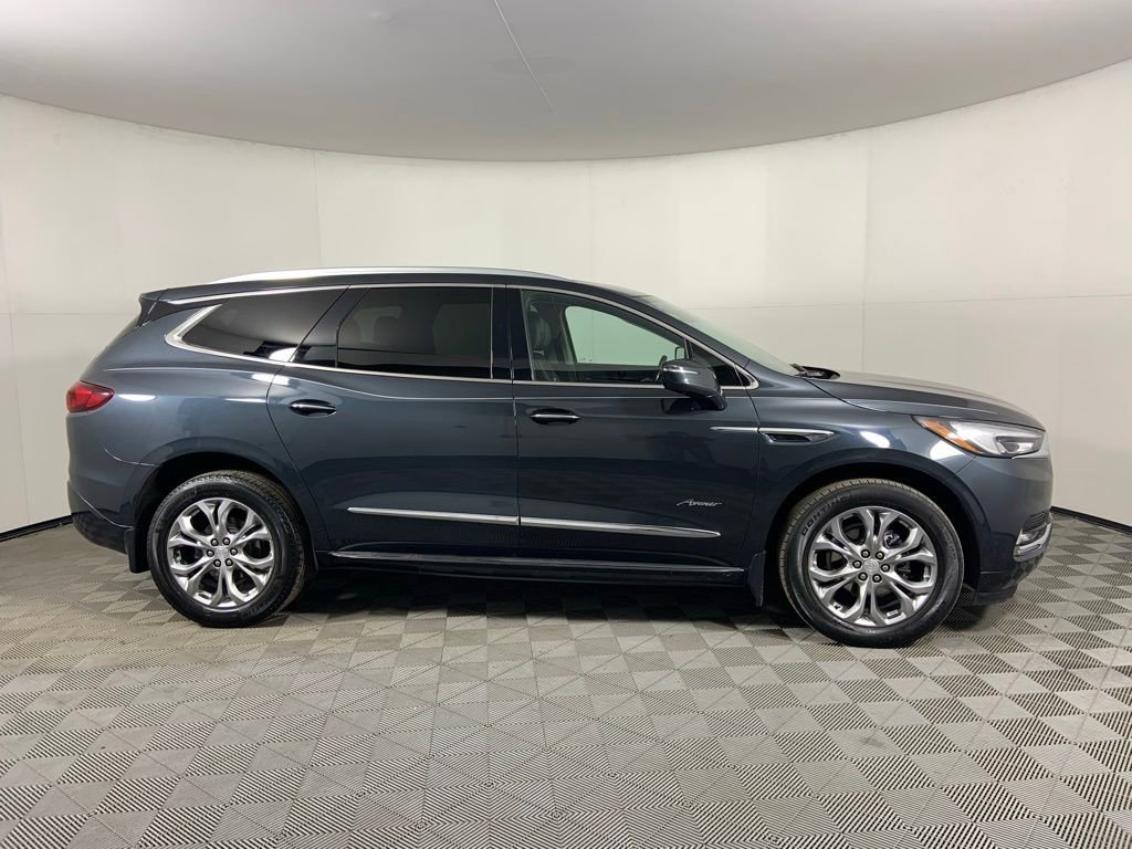 Used 2021 Buick Enclave Avenir w/ Avenir Technology Package image 2