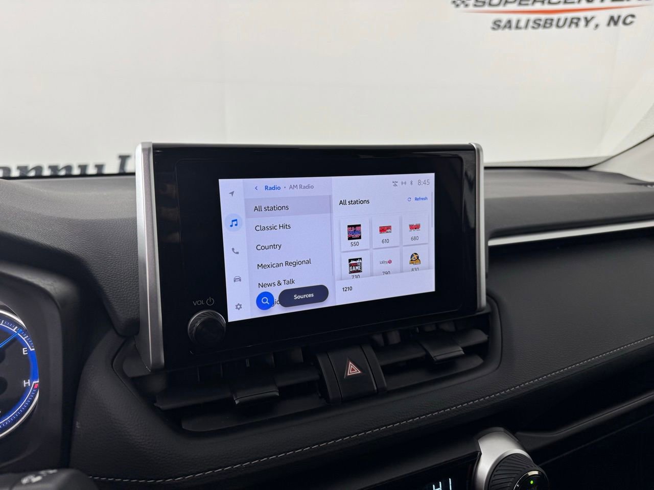 Used 2025 Toyota RAV4 XLE AWD/4WD image 16
