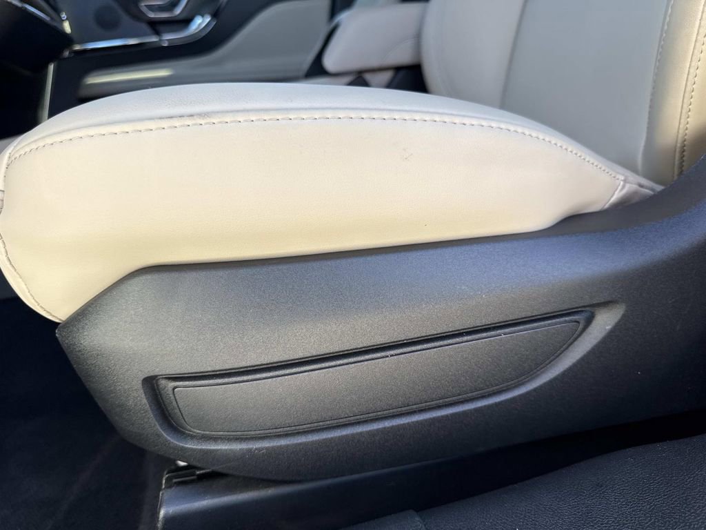 New 2026 Lincoln Corsair Premiere image 20