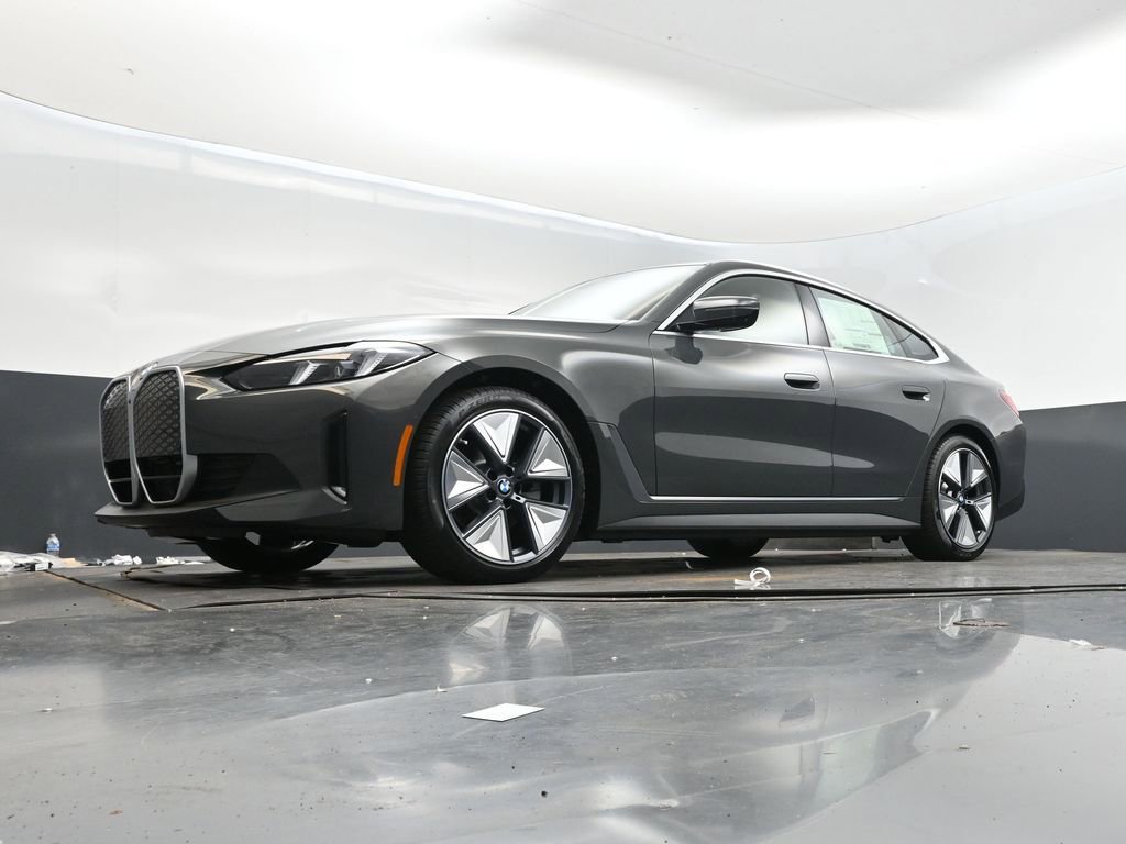 New 2025 BMW i4 eDrive40 w/ Premium Package RWD image 38