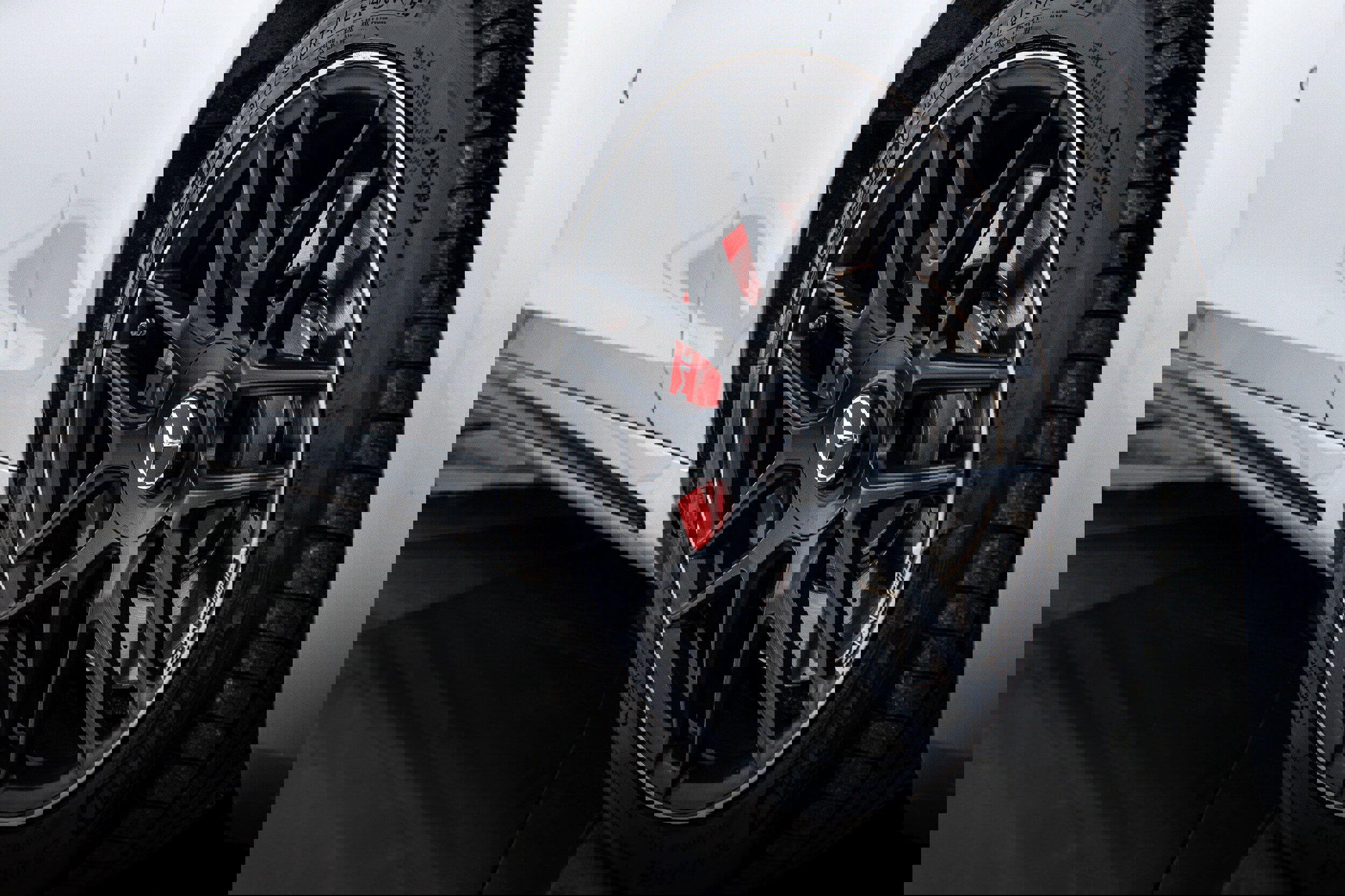 Used 2019 Mercedes-Benz S 63 AMG S 4MATIC Sedan image 31