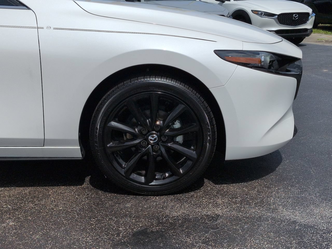 New 2026 MAZDA MAZDA3 2.5 S Hatchback w/ Premium Pkg FWD image 11