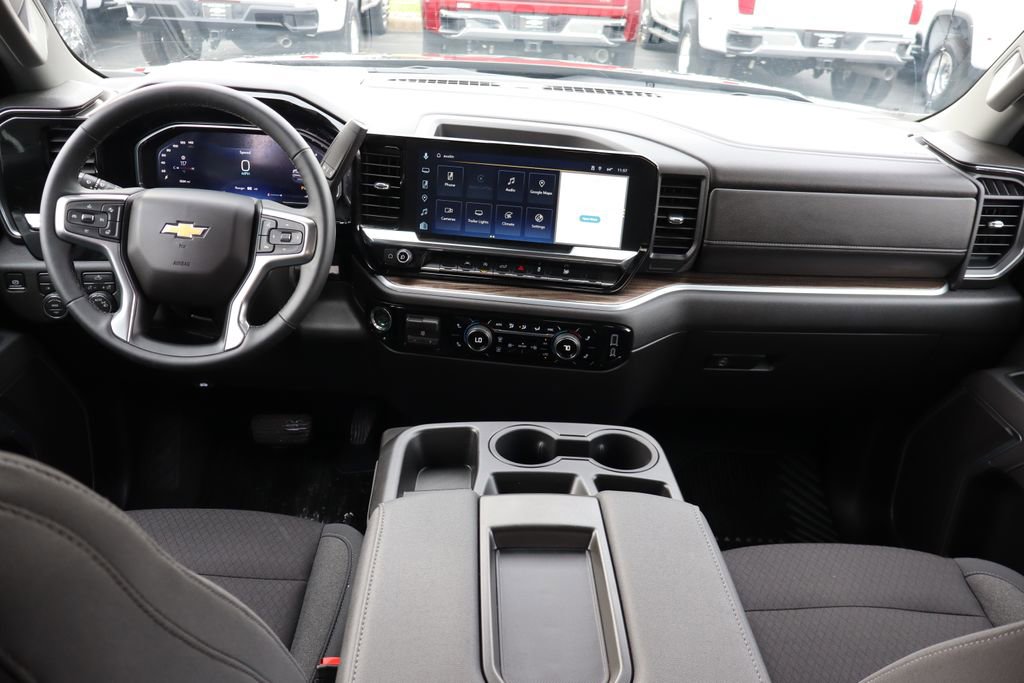 Used 2026 Chevrolet Silverado 1500 LT AWD/4WD image 14