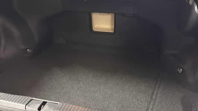 Used 2016 Lexus ES 350 w/ Luxury Package w/Wood Trim FWD image 31