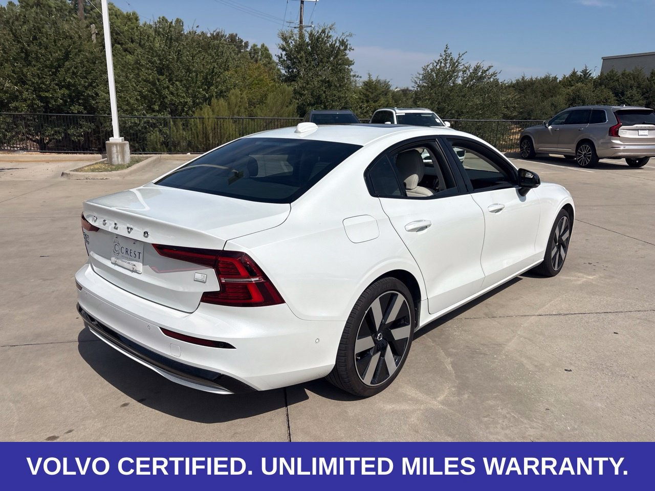 Certified 2024 Volvo S60 T8 Plus w/ Climate Package AWD/4WD image 4