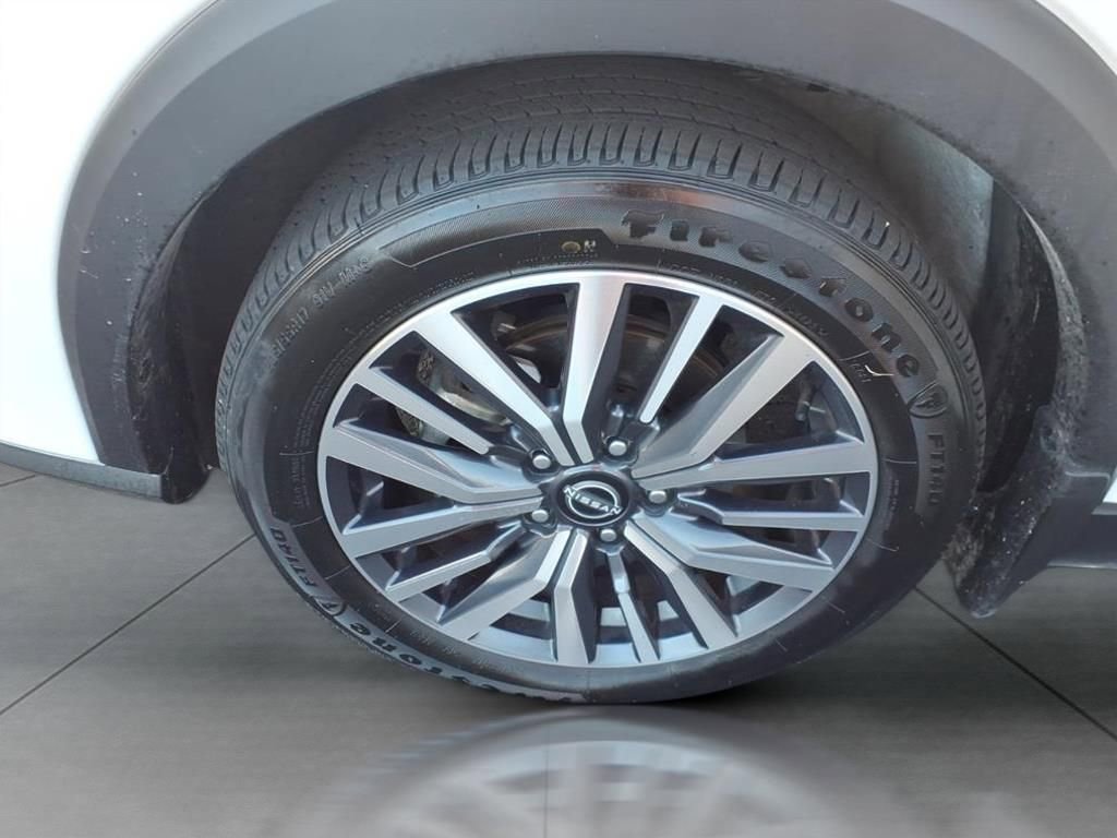 Used 2024 Nissan Kicks SV image 9