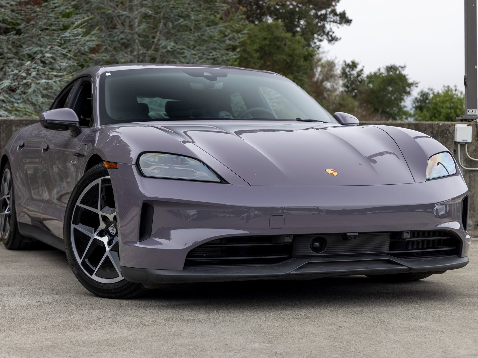 New 2025 Porsche Taycan image 9