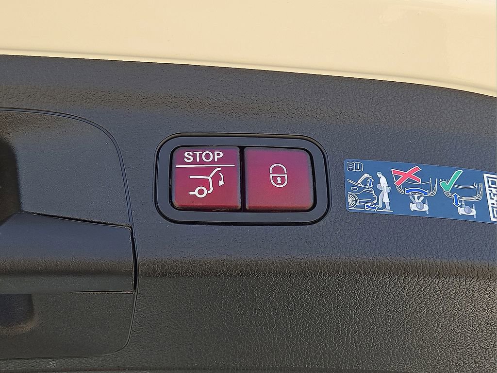 Used 2026 Mercedes-Benz GLE 450 4MATIC image 16