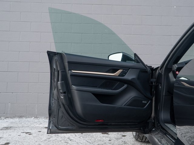 Certified 2025 Porsche Taycan 4S image 16